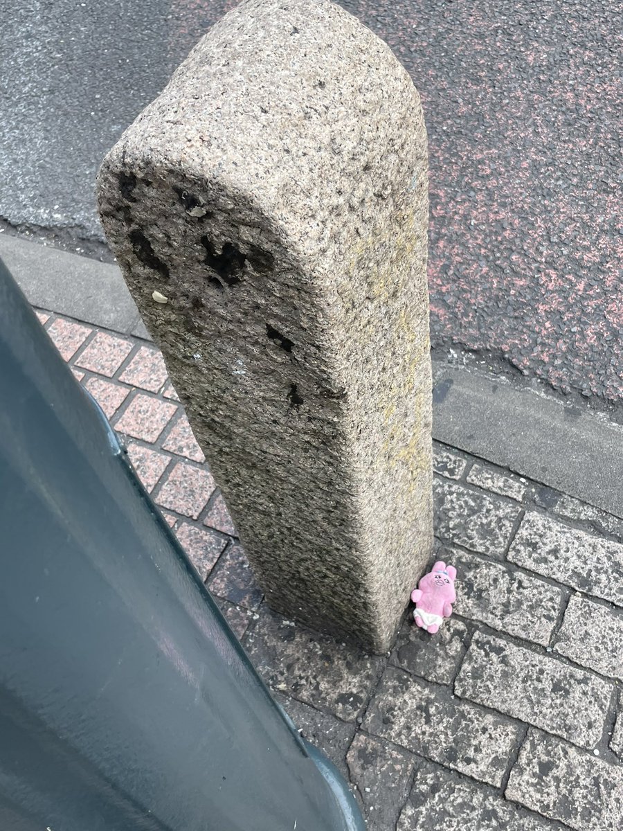 cube_donafugo's tweet photo. 道端にいたおぱんちゅうさぎ…ある意味原作通りだがあまりにも切なすぎて… https://t.co/sGpoxOnza9