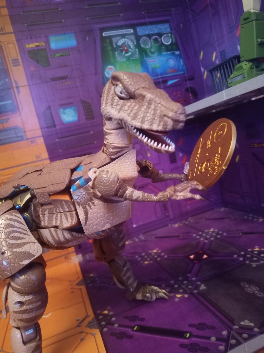Kureigu8's tweet photo. IT-01 Dinobot beast mode. #Transformers #BeastWars #Dinobot #InfiniteTransformation #IT01 #KO #toyphotography https://t.co/e1kKqCHV0V