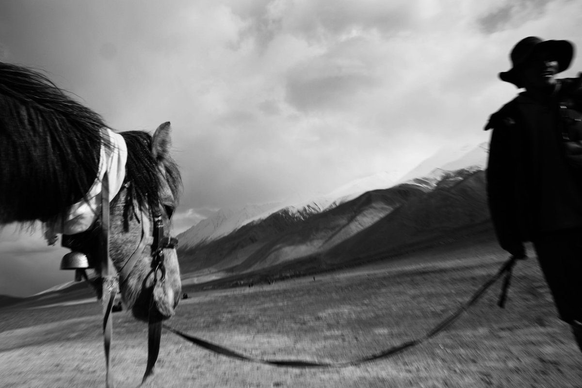 ishan_kothari1's tweet photo. Stories from #Ladakh 
#photograghy https://t.co/vMt1H2NvXS