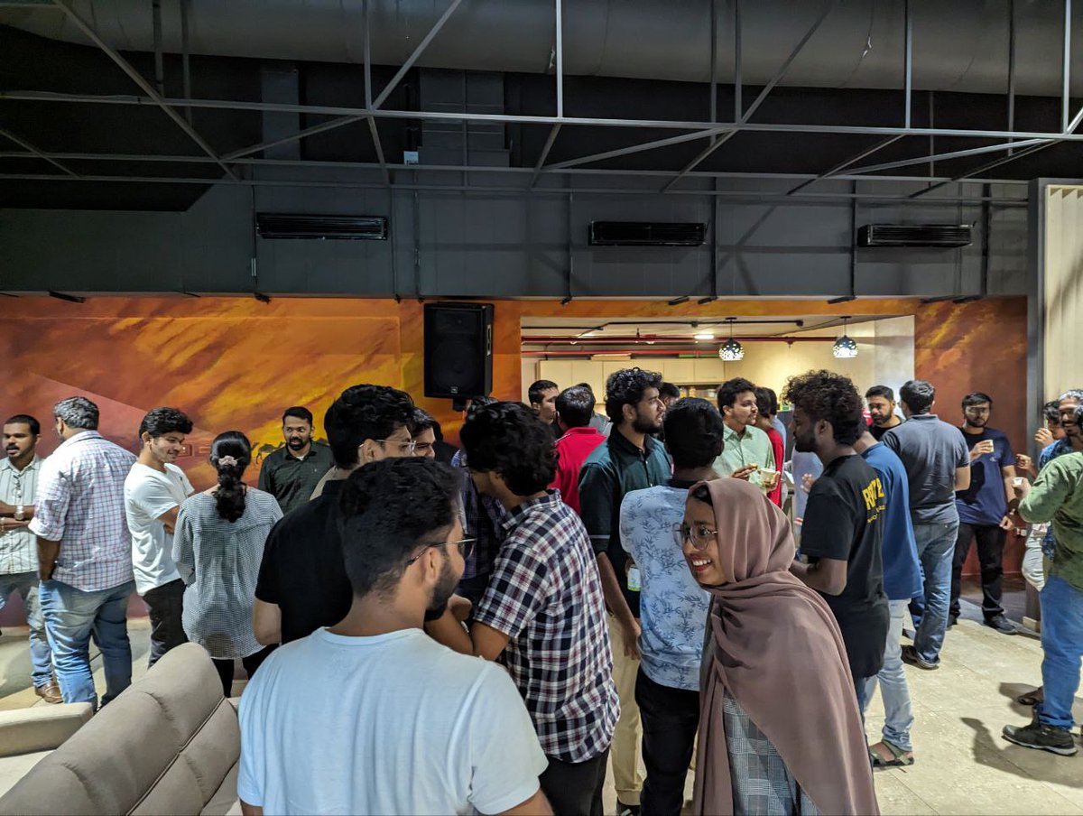 KochiFOSS's tweet photo. #NetworkingTime where all the wonderful conversations happen!

#FOSSKochiMeetups https://t.co/AbBR1fPeHg