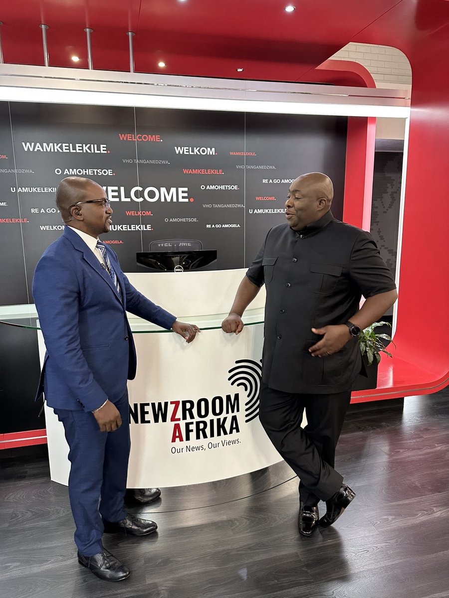 Hon_Kasukuwere's tweet photo. Plumtree to Forbes Border Post, Beitbridge to Chirundu. Good Morning Tatamba Zvakwana! 23 August is the day. Nyumba to Nyumba spread the word. https://t.co/FwaBQrgyOk