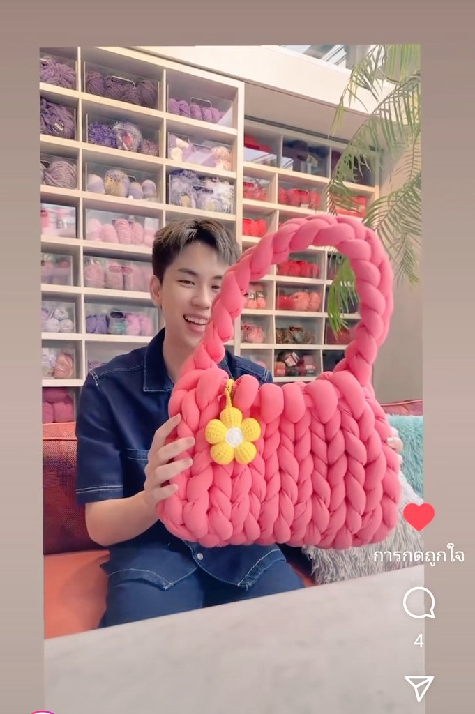 indycrochet22's tweet photo. #MN น้องน่าร้ากกกก ชอบงานฝีมือ เหมือนแม่เลย 😁😘🥦🧶
📌 #keycover #crochet #handmade #diy by #indycrochet #cute #โครเชต์ 🧶🧵#งานฝีมือ #งานถัก #พรีออเดอร์ #กระเป๋าถัก #preorder #crochetbag #gift #amigurumi #crocheting #broccoli 🥦 #sunflower ☀️ #yarn 🧶 #flower #fyp https://t.co/loSI7shT4H