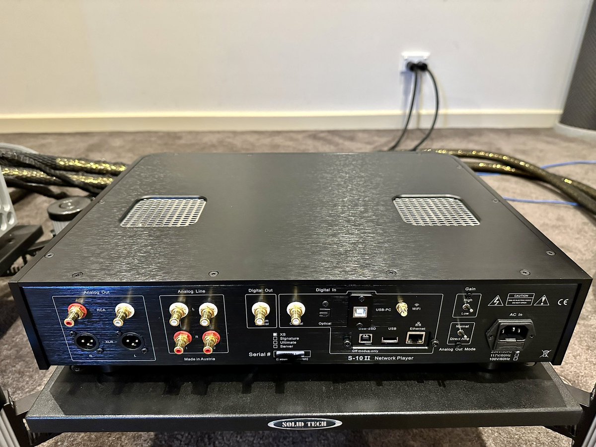 Absolute_Hi_End's tweet photo. AYON Audio S10 II XS Tube DSD Streamer / DAC
#ayonaudio #ayons10IIxs #ayonaudioaustralia #dsdstreamer #tubestreamer #musicstreamer #tubedac #tubeelectronics https://t.co/U2SoaNnpvw