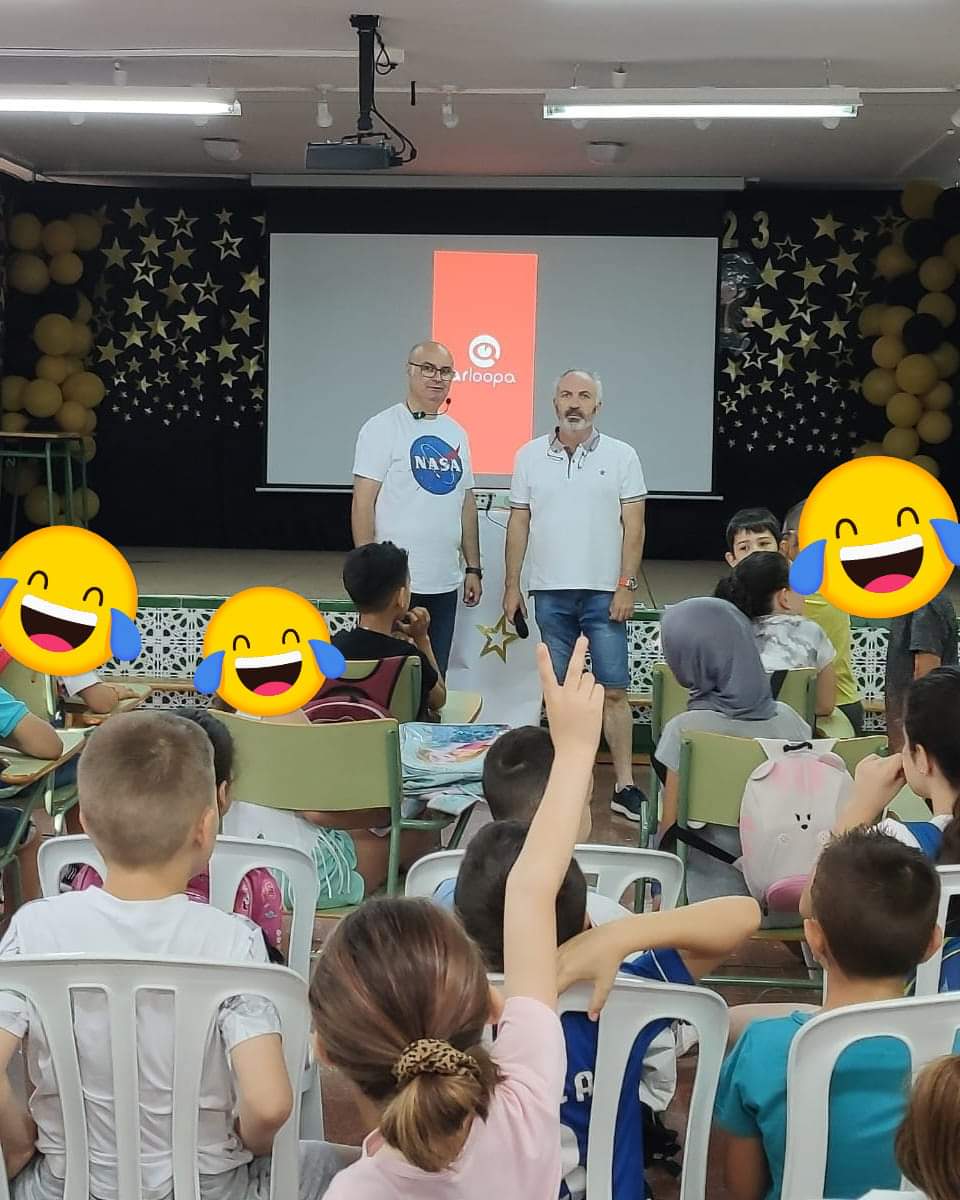 VuelaAlozaina's tweet photo. 👓 Taller de realidad aumentada en colaboración con @GuadalinfoTolox para l@s niñ@s del #CEIPSanRoque de #Tolox
@aytoalozaina
#AyuntamientodeTolox
#SierradelasNieves #Alozaina #Guadalinfo @VuelaGuadalinfo https://t.co/N54AasqvMC