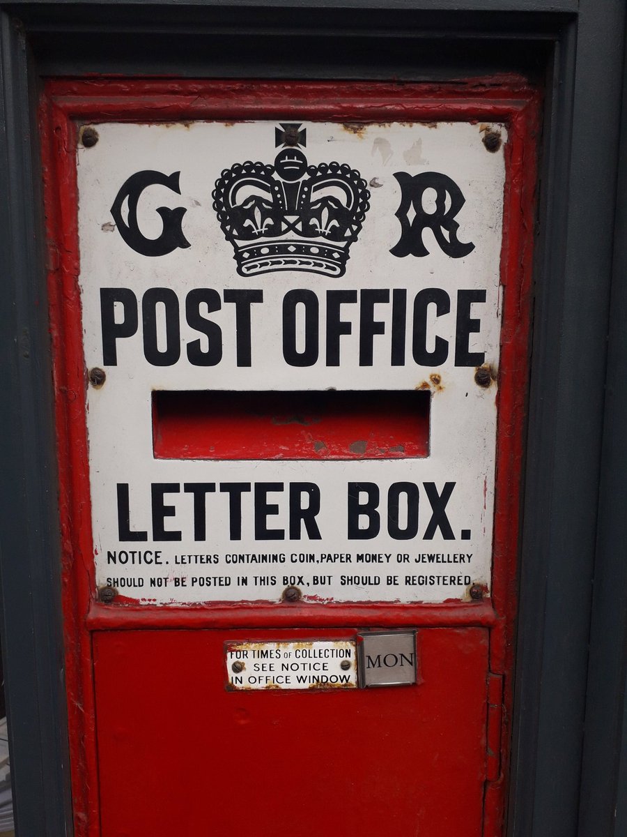 Time travel by post box as I wonder how many holiday postcards have passed thro this Aberdour GR box #postboxsaturday