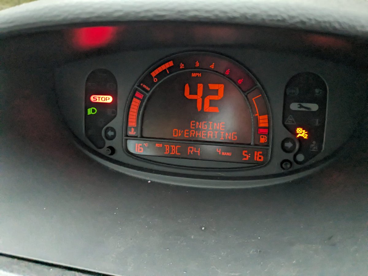 cloud_orange's tweet image. The marathon walk is off to a great start! #mightyhikes