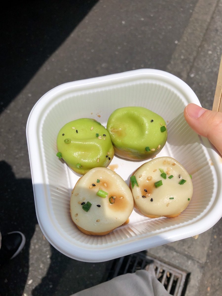mizu359's tweet photo. 横浜中華街で食べ歩き
写真の他にちまきとかき氷と角煮饅食べて完全にカロリーオーバー https://t.co/htYs4lLzRX