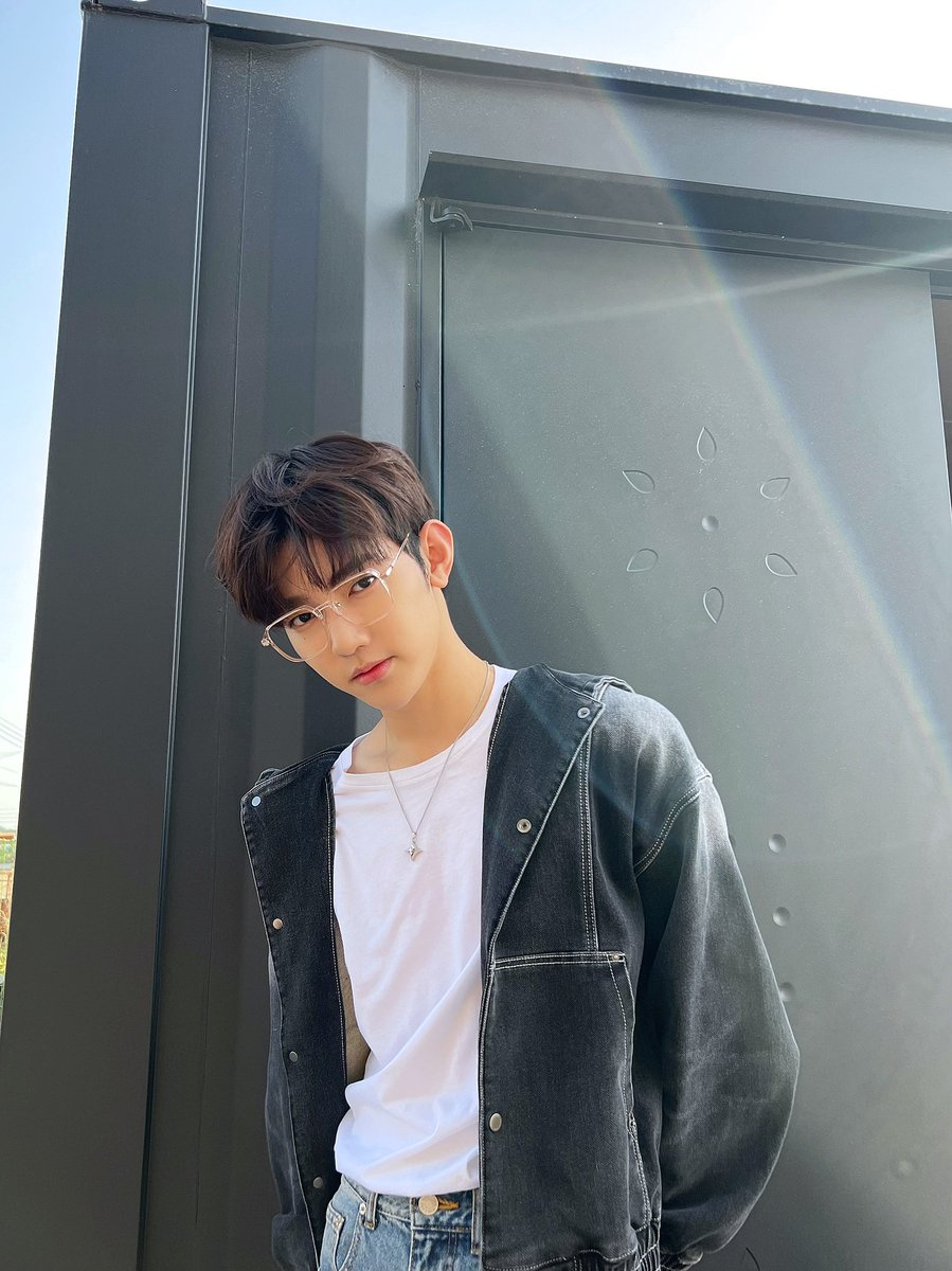 Sayngwon's tweet photo. hai gw newbie rp twt
mutualan?rt/like
fambest?dm aj

#roleplayerkpop #roleplayerworld #roleplayertwt #roleplayerindo #roleplayer https://t.co/ATZag1Ux8c