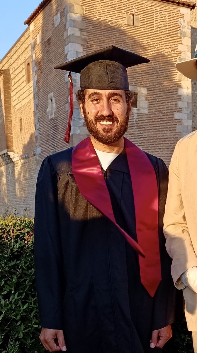 IHPE_Lab (@ihpe_lab) on Twitter photo Congratulations to Janan Gawra to his PhD diploma of <a href="/upvd1/">Université Perpignan</a> ! Great ceremony in the historic castle of the King of Mallorca. Congratulations to Janan Gawra to his PhD diploma of <a href="/upvd1/">Université Perpignan</a> ! Great ceremony in the historic castle of the King of Mallorca.