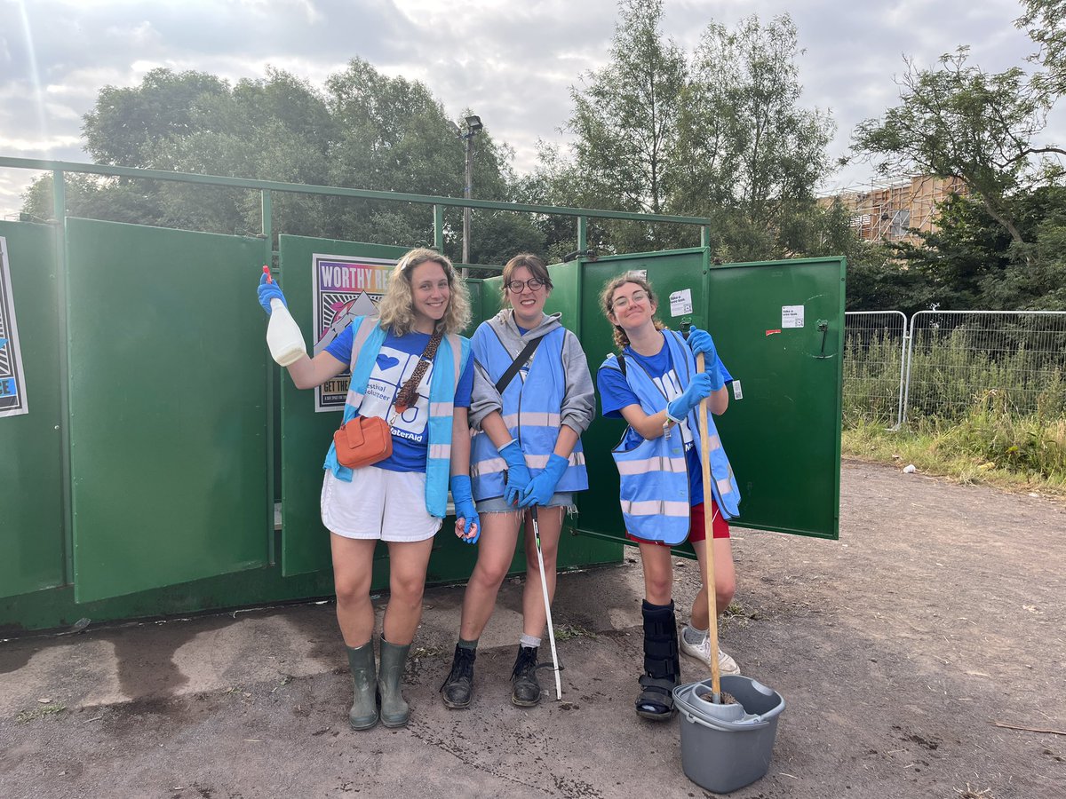Liza, Livy and liv smashing it on the 6am loo cleaning shift. Keeping those <a href="/WaterAidUK/">WaterAid UK 💦</a> maintained toilets squeaky clean (even with a sprained ankle) for #Glastonbury23
