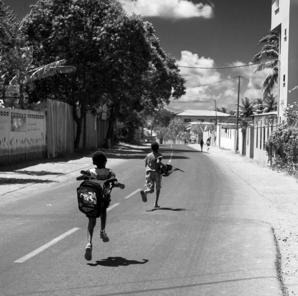 Florian Corlais (@flrncrls) on Twitter photo Heureux et fier de rejoindre <a href="/ac_mayotte/">Académie de Mayotte</a> à la rentrée 2023 comme IA-IPR de mathématiques aux côtés de @XMeyrier ! Heureux et fier de rejoindre <a href="/ac_mayotte/">Académie de Mayotte</a> à la rentrée 2023 comme IA-IPR de mathématiques aux côtés de @XMeyrier !