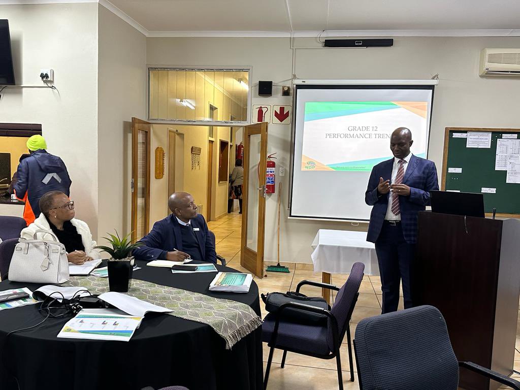 HubertMweli's tweet photo. Today I am monitoring winter classes in the North West Education District of Bojanala today. First session started with a briefing on learner support programme by the province.
#WinterClasses
@DBE_SA @ElijahMhlanga @dbetvnews https://t.co/0BHhmXpUj5