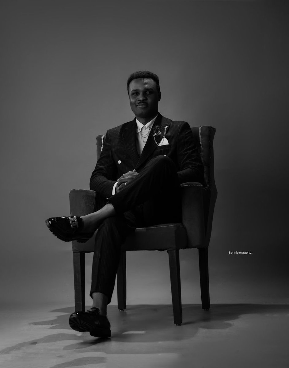 tyronefirestone's tweet photo. Happy birthday dad @drkaris , our lives are forever changed 🥹🤍 https://t.co/GEpYkL0tGK