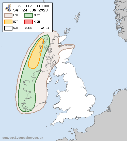 SAT 24 JUN 2023: convectiveweather.co.uk/forecast.php?d… Scattered thunderstorms are possible this evening over far NW Ireland and more especially into the Outer Hebrides. Heavy rain with embedded thunderstorms will spread into W/SW Ireland overnight, with the chance of an isolated tornado.