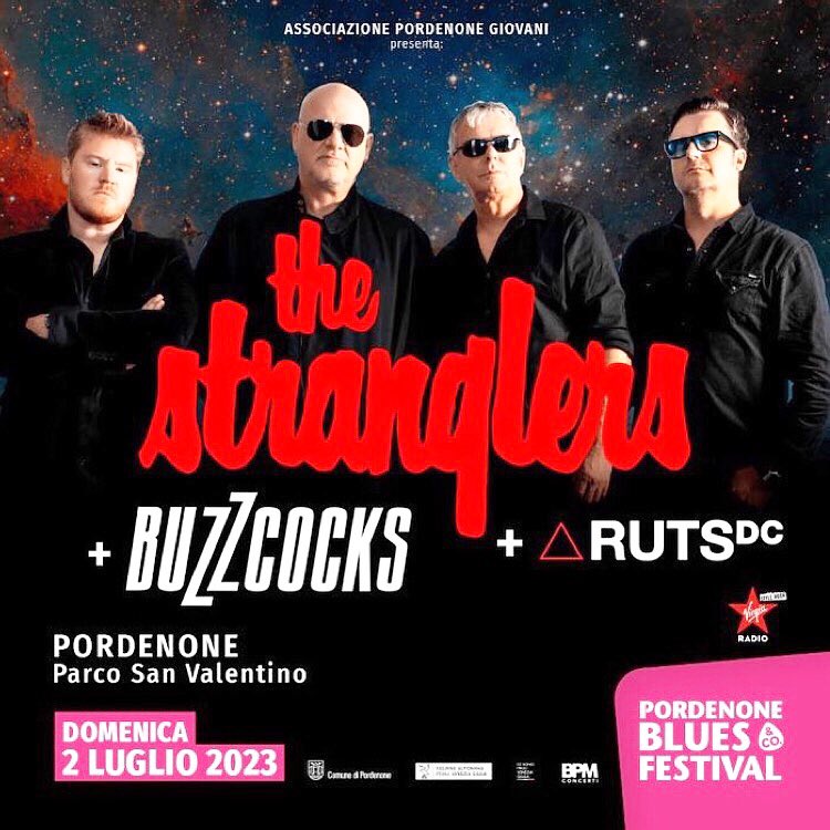 What a super festival, what a night! 2 luglio Pordenone serata super oldpunk school con i mitici @StranglersSite @Buzzcocks #RutsDc 🇬🇧 #Pordenonebluesfestival #punkrockers #rocknroll