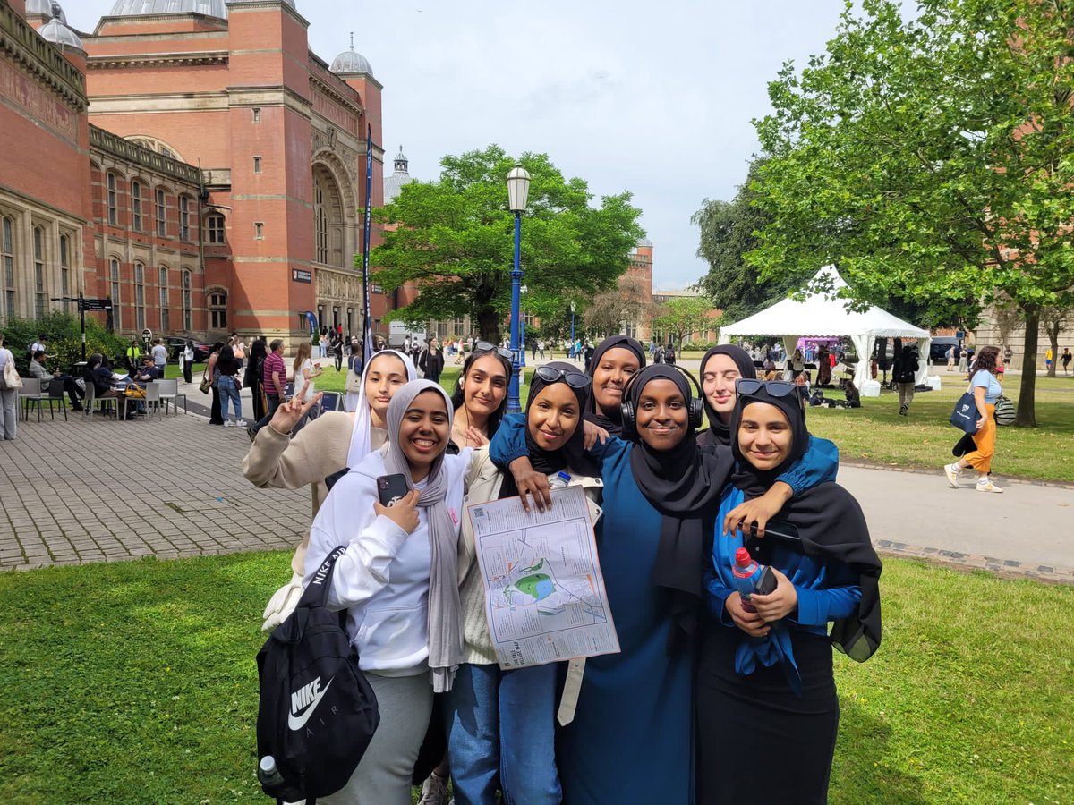 Fitzalan 6th Form tweet media