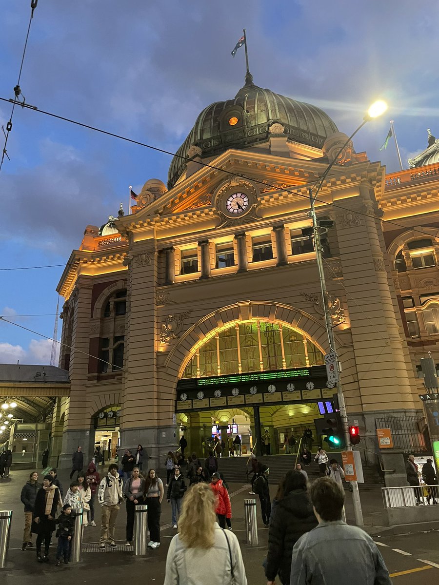 Flinders St now 🔜 @AAMIPark for @storm v @SeaEagles on @abcsport with Matt Elliott and @RyanHoffman12 from 1925EST