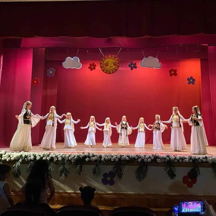 MerdekanMS's tweet photo. 1 iyun 2023-cü il tarixində Mərdəkan Mədəniyyət Sarayında "1 İyun-Uşaqların Beynəlxalq Müdafiəsi Günü"nə həsr olunmuş konsert keçirildi. https://t.co/4Jjk4ozNn1