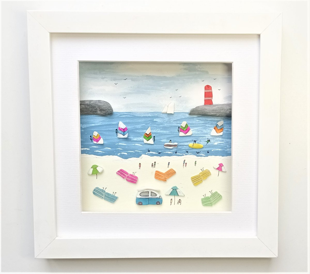 Beachstreetart's tweet image. It's a beach day...again 🏖️☀️
Made with beachcombed sea glass and sea shells set inside a 24cm square frame #beachcombed #seaglass #seashells #beach #beachlife #beachvibes etsy.com/uk/beachstreet…