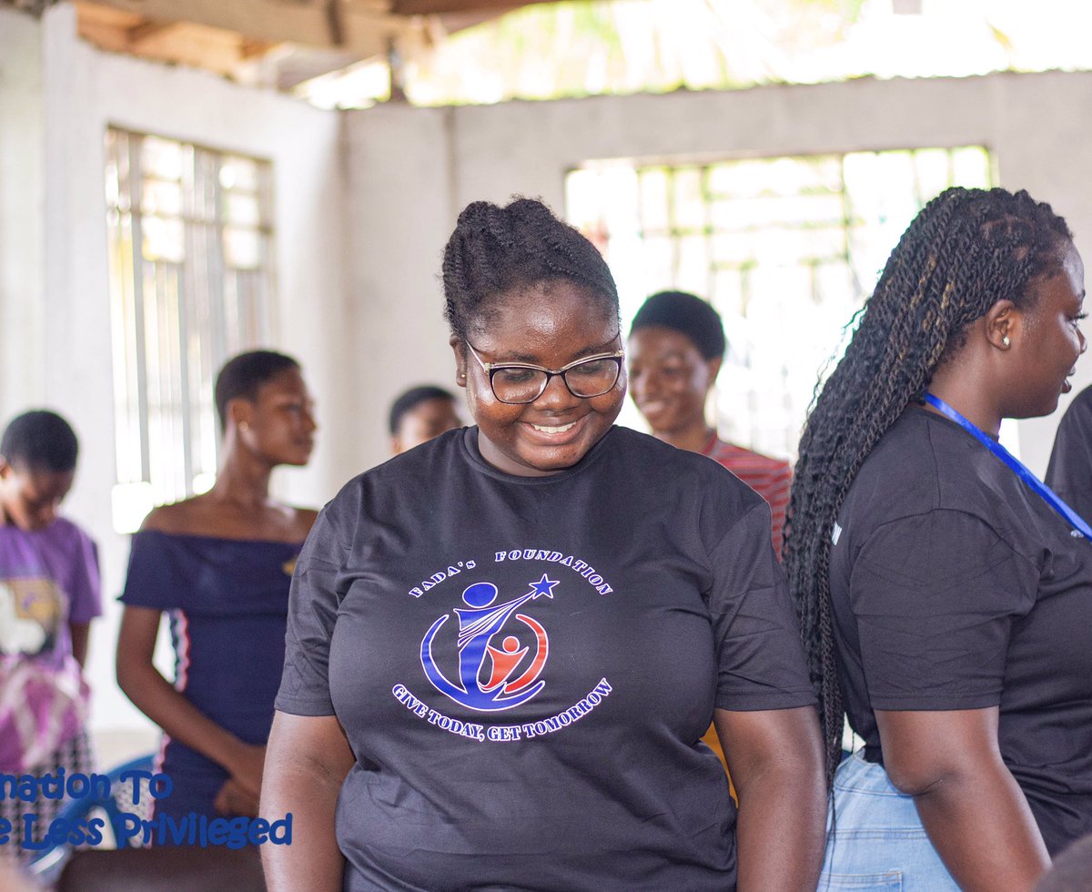 dickson_enock's tweet photo. "Use your smile to change the world; don't let the world change your smile." 
QUAYNOR AKOSUA PHILOMINA 💙😇💙 https://t.co/hv1e6mhNFV