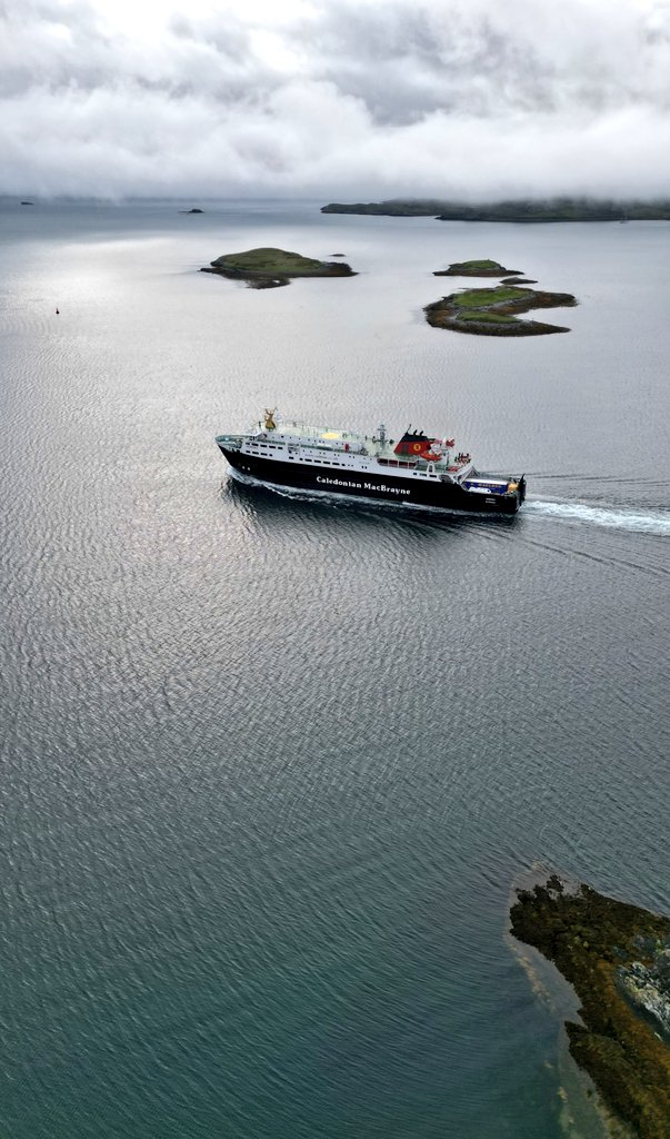 MV Hebrides leaving Lochmaddy this morning heading for Uig ⛴️ #OuterHebrides