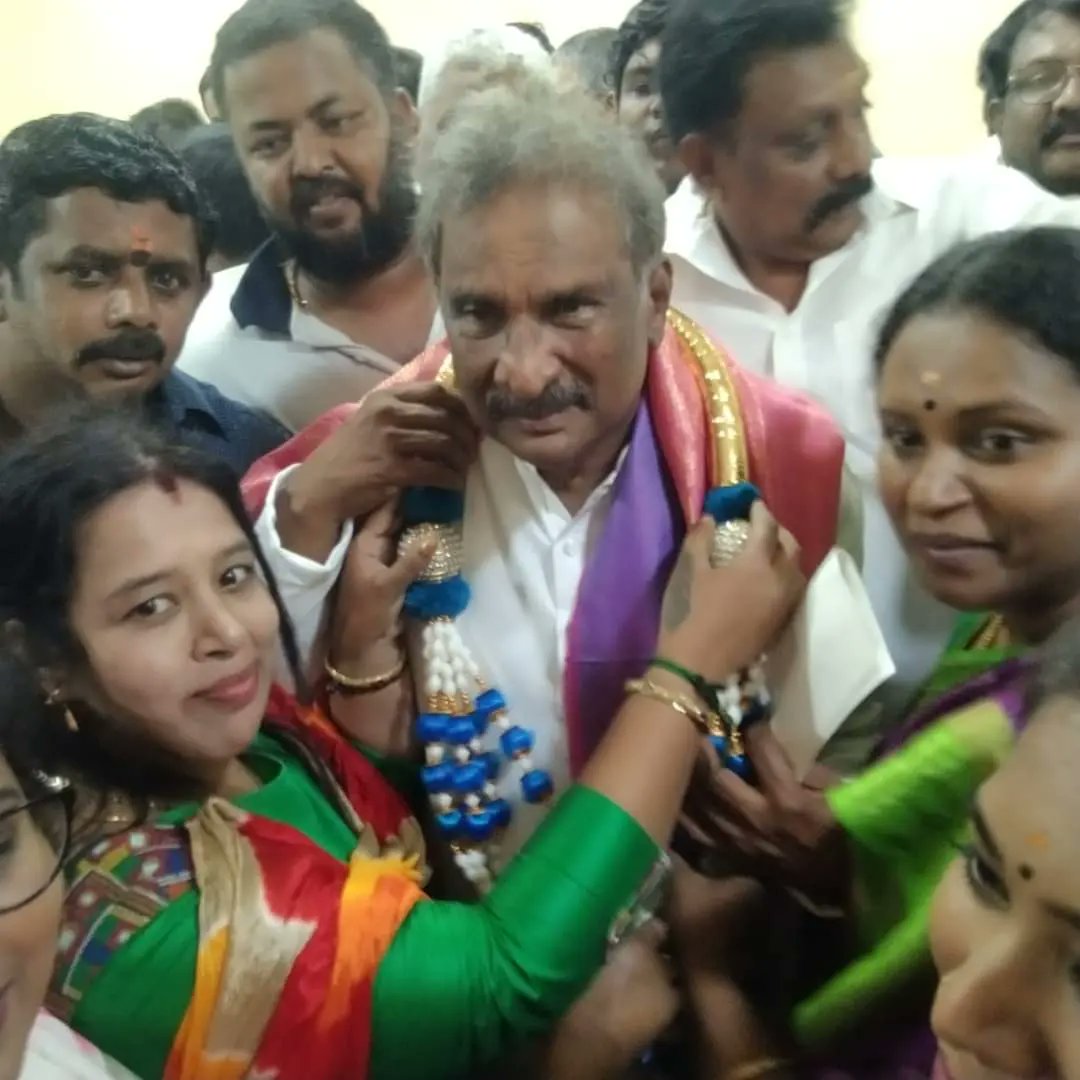 PresidentHennur's tweet photo. Today we met our Honourable #Energy #Minister of #Karnataka Shri KJ George sir 

#DKShivakumar  #kjgeroge  #Siddaramaiah #swapnachandrashetty 

@kjgeorgecongress @sidddaramaiah @dkshivakumar_official @nalapad @congress_karnataka @byrathisuresh_official @kusumah_inc @ https://t.co/SywDRMK7eC