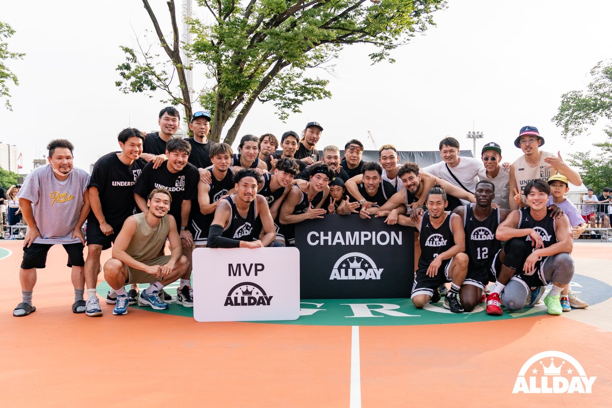 ALLDAYMAG's tweet photo. ALLDAY 2023 SPRING
CHAMPION 👑
UNDERDOG
#ALLDAY #alldaybasketball #ALLDAY2023SPRING #YOYOGIPARKPLAYGROUND #PICKUPPLAYGROUND https://t.co/9QVwx8lR7F