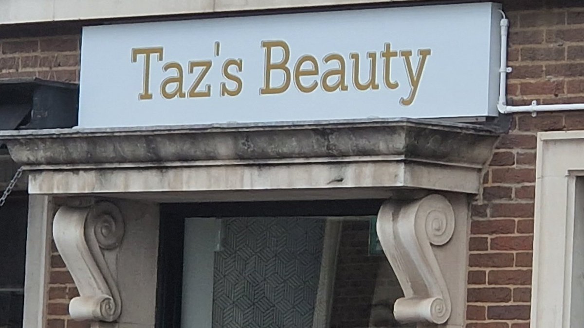 noahwayhome's tweet image. good looking jones over here