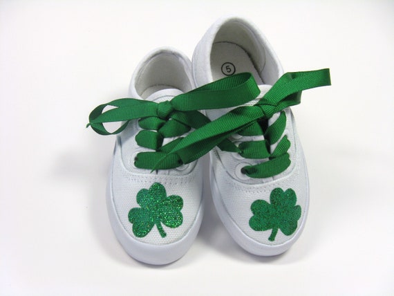 boygirlboygirldesign (@boygirlboygirld) on Twitter photo St. Patricks Day Shamrock tinyurl.com/yfq5k3fm via <a href="/EtsySocial/">EtsySocial</a> #etsymntt #etsysocial #StPatricksDay #shamrocksneakers St. Patricks Day Shamrock tinyurl.com/yfq5k3fm via <a href="/EtsySocial/">EtsySocial</a> #etsymntt #etsysocial #StPatricksDay #shamrocksneakers