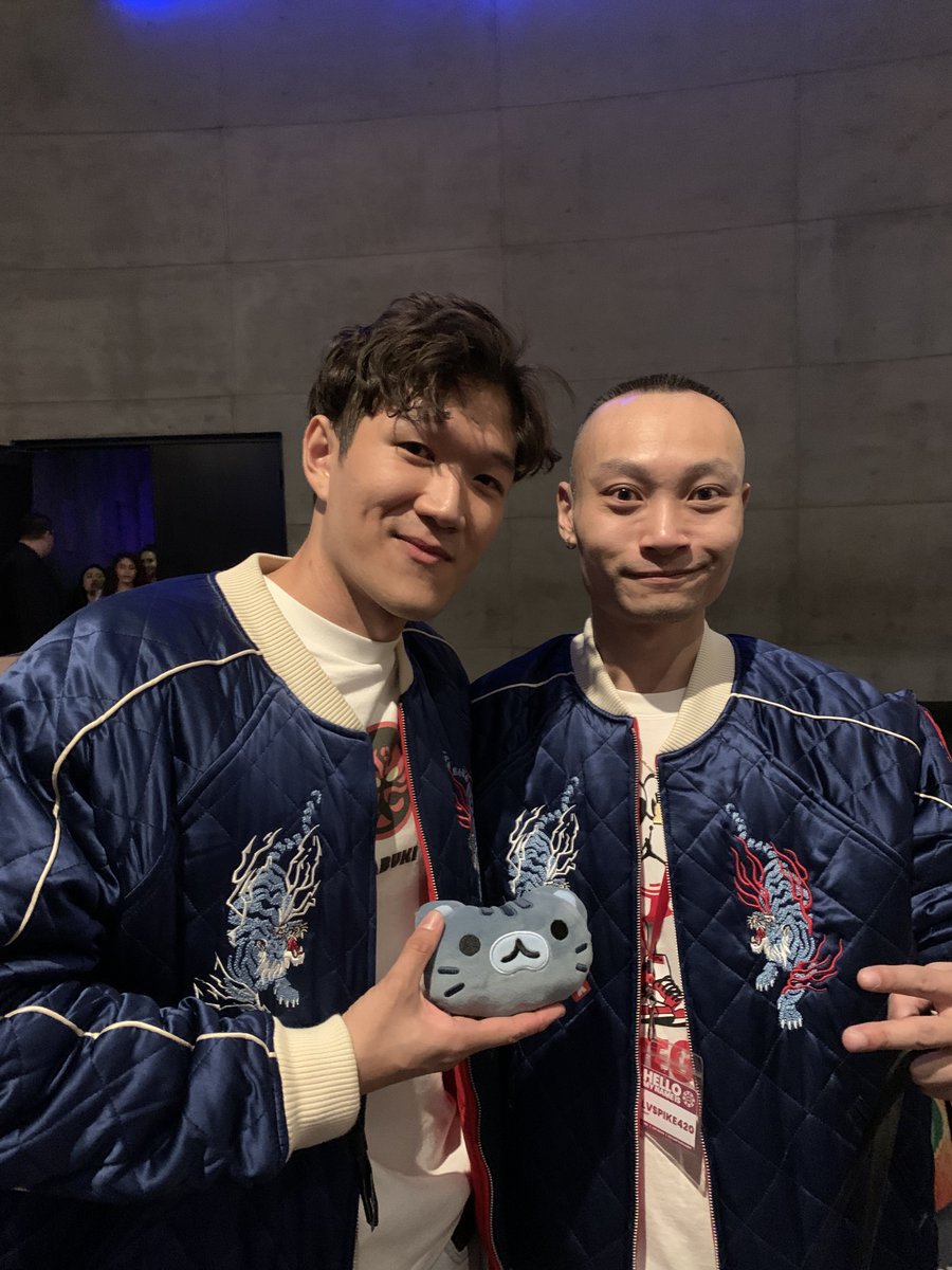 LVSpike420's tweet photo. Just a couple of Cool Cats rocking TTJs in the wild!🐯⛩️🔥 #IKZ #WLTC https://t.co/T7pZdGUaTI