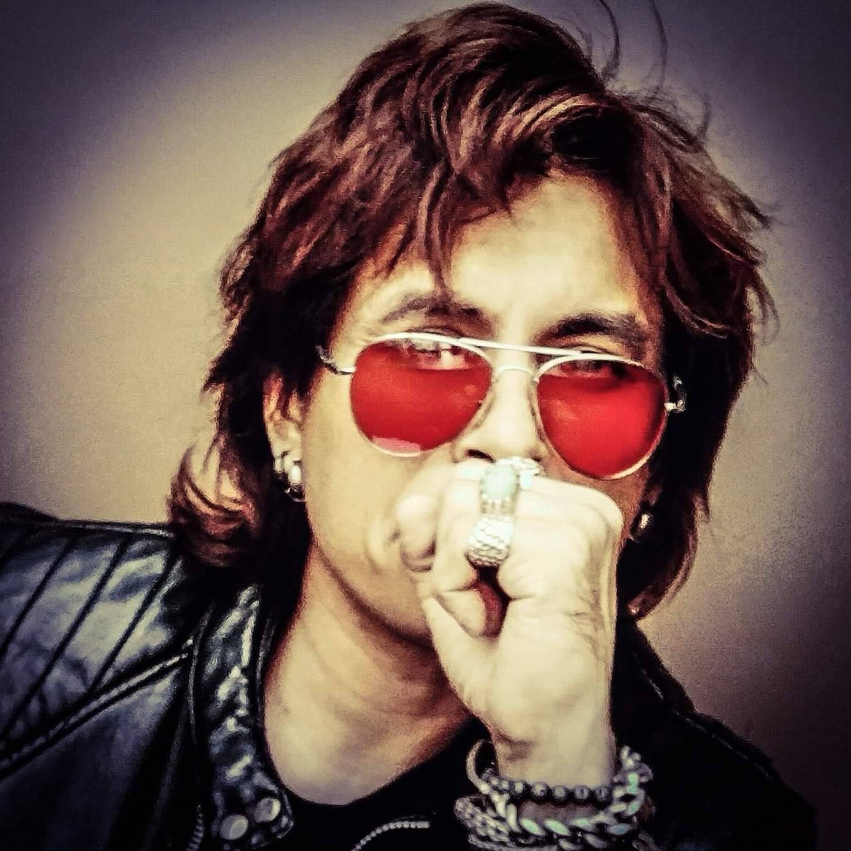 2Bluehimself's tweet image. It's been a strange kind of low
Always held my head up high
Little did I know
That my #rosetinted reality
Would soon fall apart
Just by holding you gently
There's a #hope in my #heart
I'm out of the dark