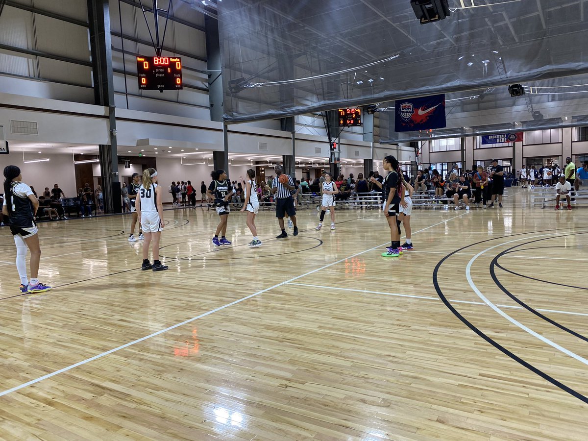 Winston-Salem Stealers 5th @CallieScheier , 
5th @elainesmithh , 6th, and 8th @TrishGrant2019 teams are back in action on Saturday in Rock Hill, SC.

#GOSTEALERS!!!