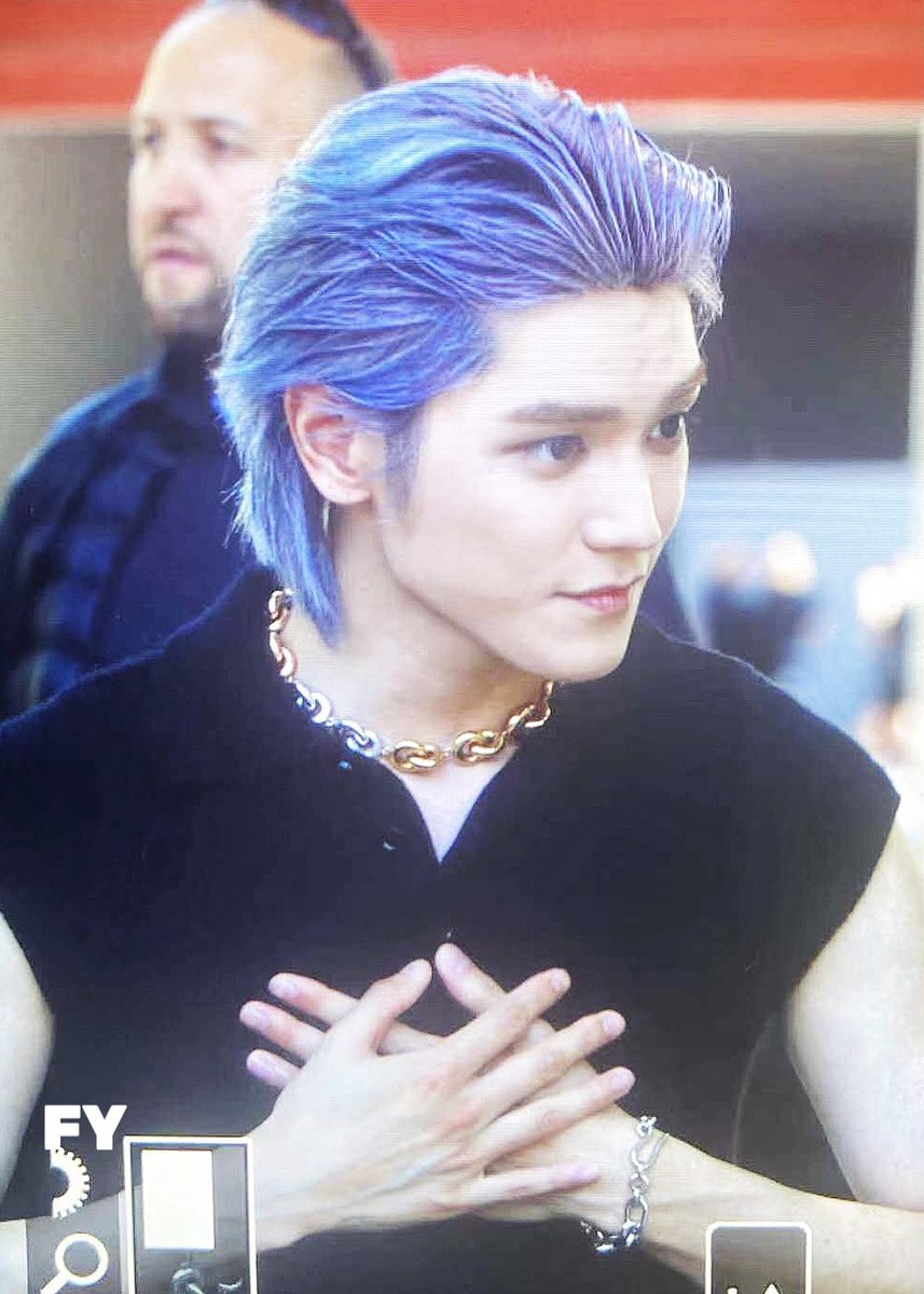 ForeverYong71's tweet photo. 230624   

LOEWE SS24  @LoeweOfficial 

#태용 #TAEYONG 
#LOEWESS24 
#LOEWETAEYONG 
#TAEYONGLoeweGBA 
#LOEWESS24xTAEYONG https://t.co/qM8xrNJS6Y