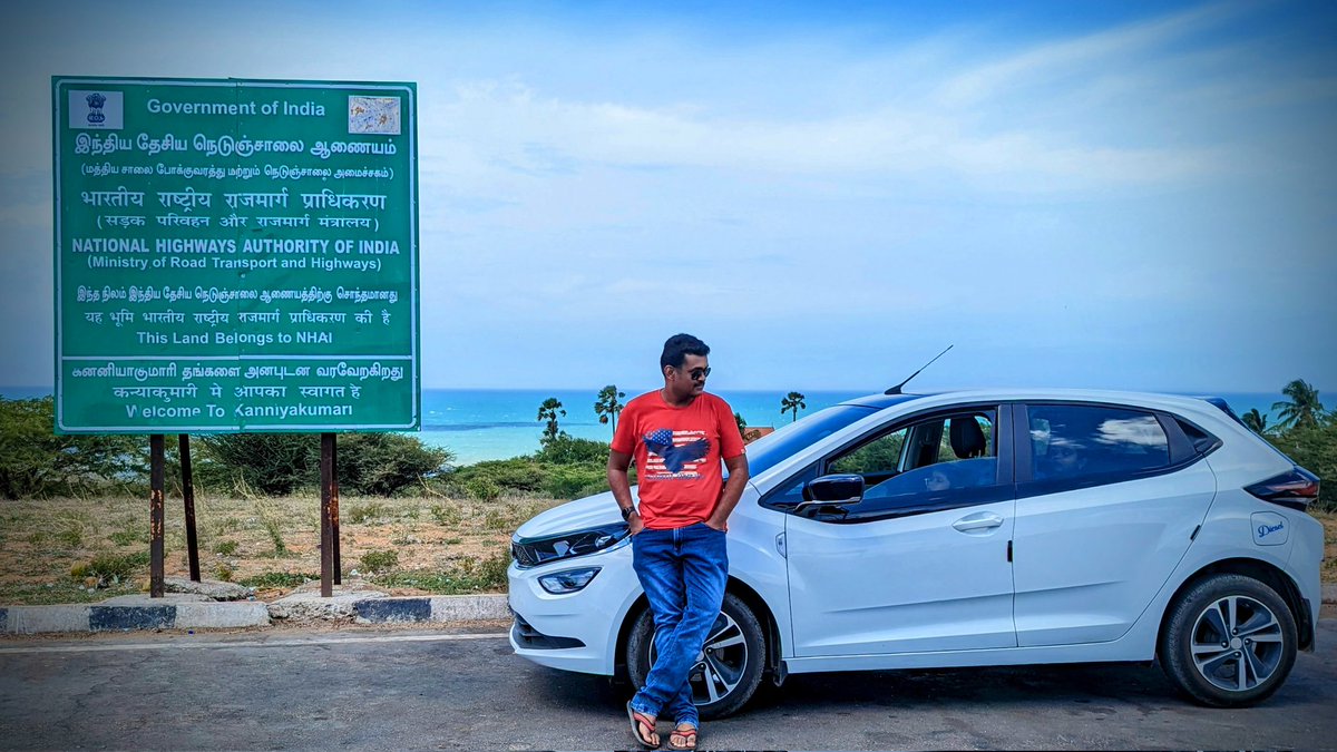 🚩 The last point of #mainland #India! 🗺️🇮🇳

#endpointofindia #southerntipofindia
#lastpointofindia #Kanyakumari #kanyakumari_tourism #kanniyakumari #southindia #Tamilmadu #capecomorin #Travel #TravelDiaries #RoadTrip #Altroz #tatamotorsindia #tataaltroz #TataCars #TataMotors