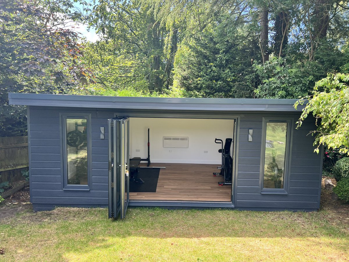 Matt Robinson tweet media