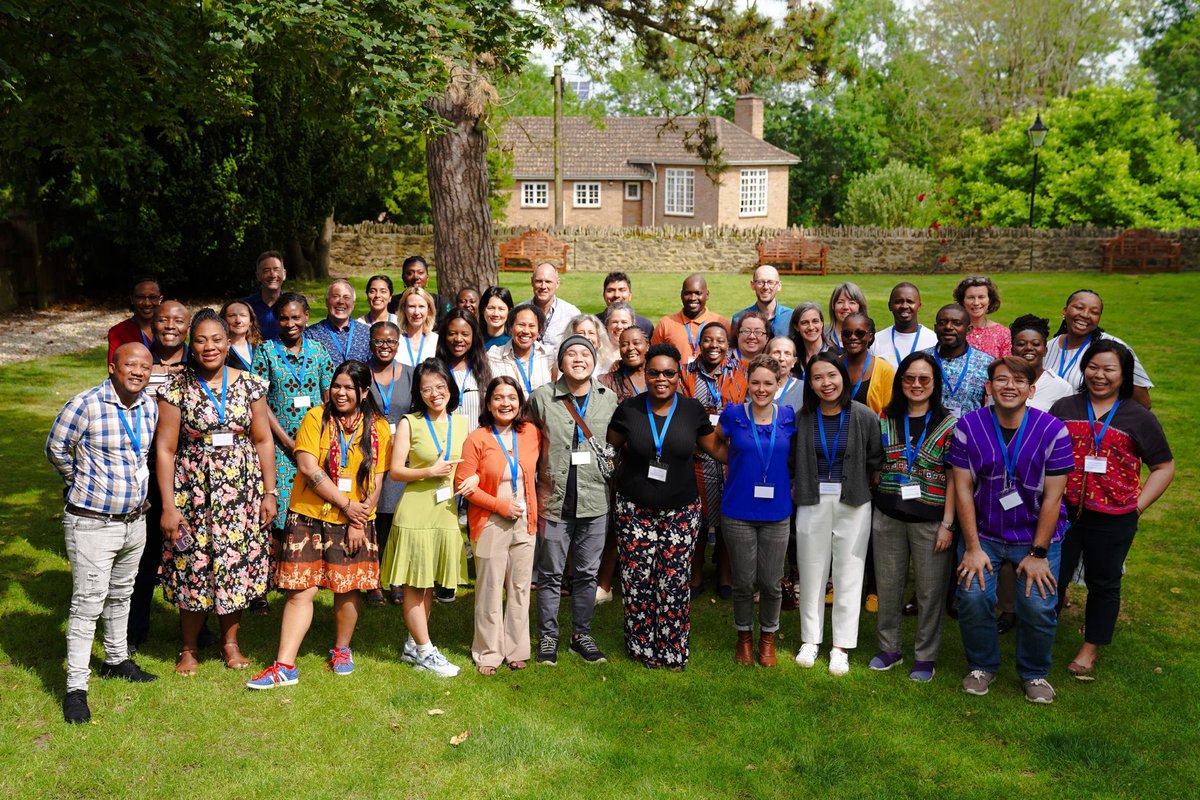 Ethixbird's tweet photo. Who wants to play find @Ethixbird? Lost in the very best of crowds ⁦@GHBNet⁩ summer school. Look at all the wonderful smiles - it sums up the ethos of this meeting. Thank you to everyone who attended and thank you ⁦@wellcometrust⁩ for supporting us. https://t.co/YbjoSbw4Lp