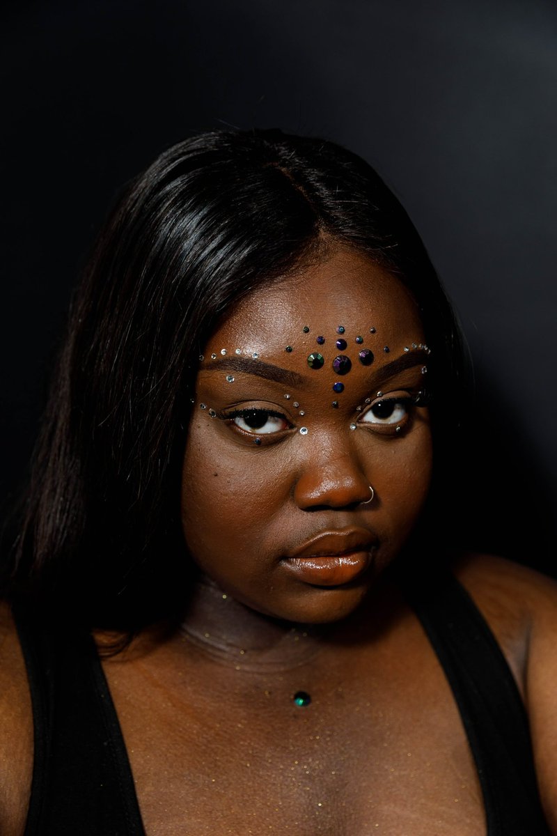 Itsmeesi's tweet image. A few face shots to add to the portfolio. 
#modelscout #plussize #BlackGirlMagic