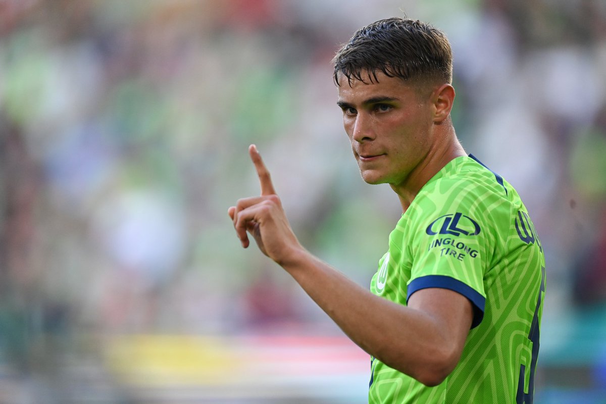 EXCL: Tottenham have included Micky van de Ven on their shortlist for the new centre back alongside Edmond Tapsoba as both are appreciated by the club. 🚨⚪️ #THFC

Talks already took place for Wolfsburg’s Dutch centre back represented by team Raiola.