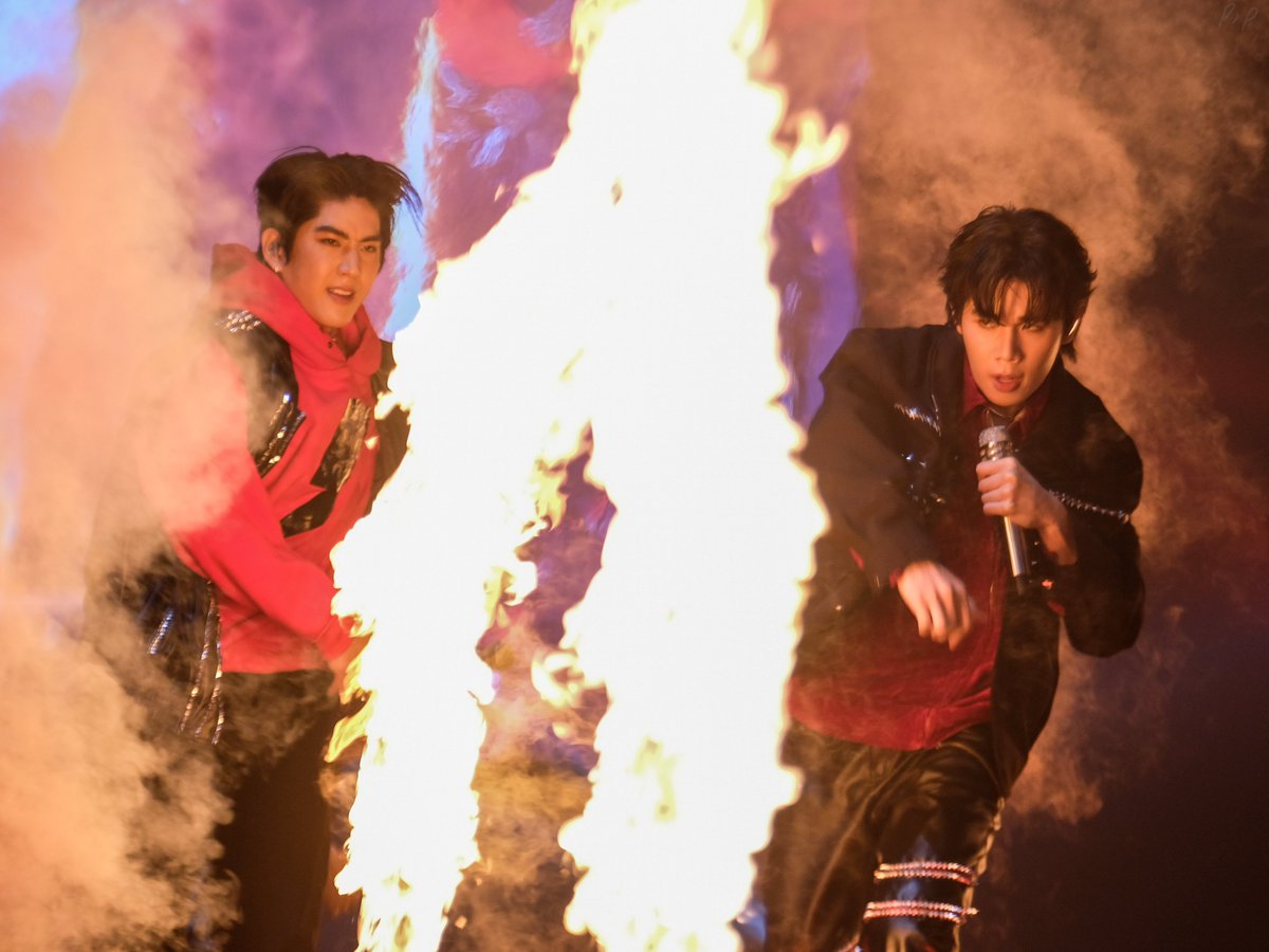 Hunny__P's tweet image. #จิมมี่ซี ตึงๆ🥹💜💙
#sea_tawinan @Sea_tawinan
#jimmyyjp @jimmyyjp_ 
#LOLFanFest2023D1
#LolFanFest2023