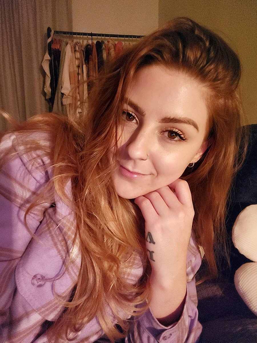 Lorien Gugich on Twitter: "RT @LoriiPops: 🥰"