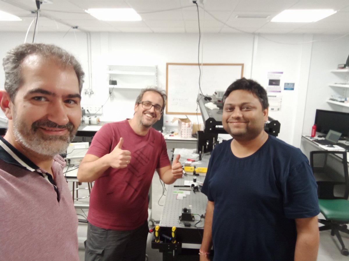 Nanoparticles Trapping Lab (NanoTLab) (@nanotlab) on Twitter photo Our best wishes to <a href="/JJdelPozoM/">Jesรบs J del Pozo Mellado</a> in his new adventure! It has been a real pleasure having you playing with Janus droplets in the lab. You uncovered many exciting phenomena! Thanks <a href="/LRodriguezArco/">Laura Rodriguez-Arco</a> for initiating this new project in the underground lab. Our best wishes to <a href="/JJdelPozoM/">Jesรบs J del Pozo Mellado</a> in his new adventure! It has been a real pleasure having you playing with Janus droplets in the lab. You uncovered many exciting phenomena! Thanks <a href="/LRodriguezArco/">Laura Rodriguez-Arco</a> for initiating this new project in the underground lab.