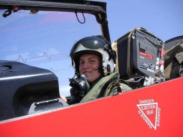 AlinMarkTravel's tweet photo. Happy #ArmedForcesDay ✈️ https://t.co/XTU4js11BJ