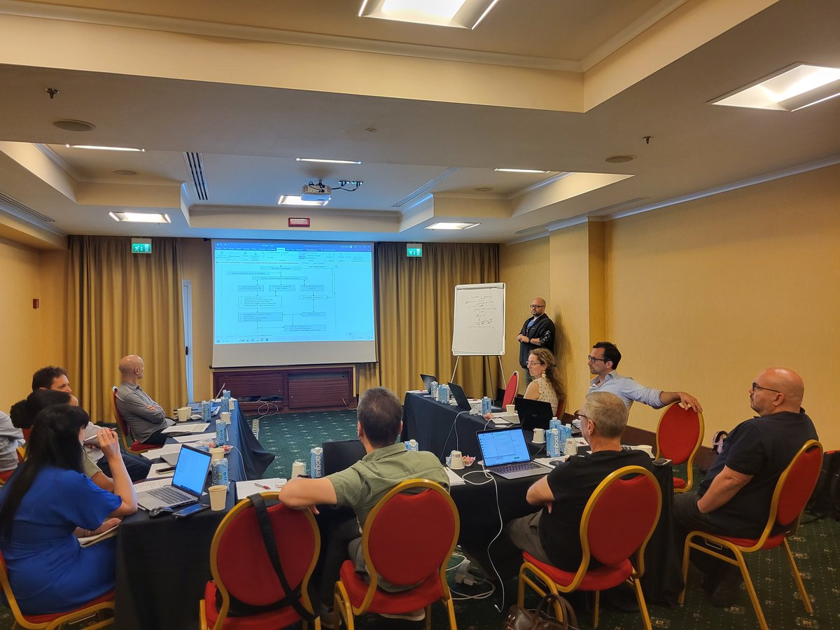 Lisette 't Hoen tweet media