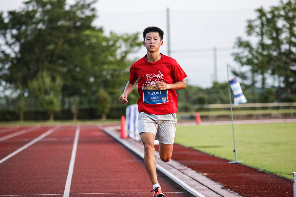 rikujyo__'s tweet photo. 何メートルだっけ💫

#TrackChallenge
#NightGames
#LeapRunningCulb https://t.co/t1cQY4onhM