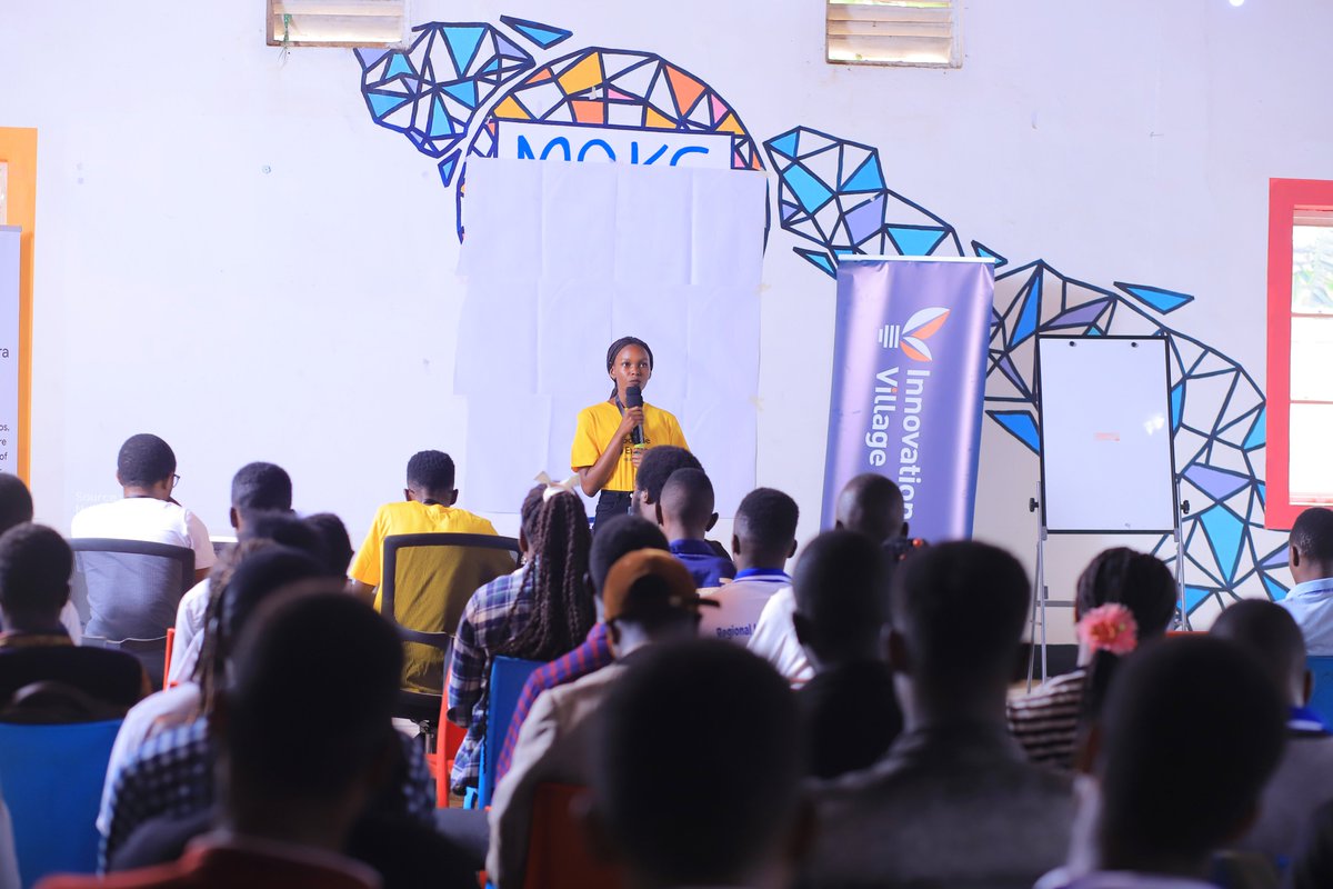 GDGCloudMbarara's tweet photo. Shalon Busingye (@Shalon813630372) shares about Cyber Security at #IOExtendedMbarara23 and what it means in the world of constant developments in technology. https://t.co/TrqRCdMmMY