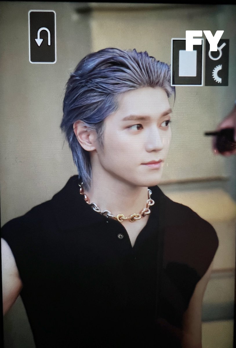 ForeverYong71's tweet photo. 20230624  

#태용 #TAEYONG 
#TAEYONGxLOEWE 
#TAEYONGLoeweGBA 
#TAEYONGtoLOEWEPFW24 https://t.co/38aZP9CjYx