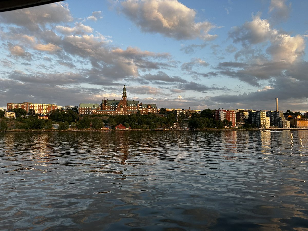 Oliver Oram tweet media