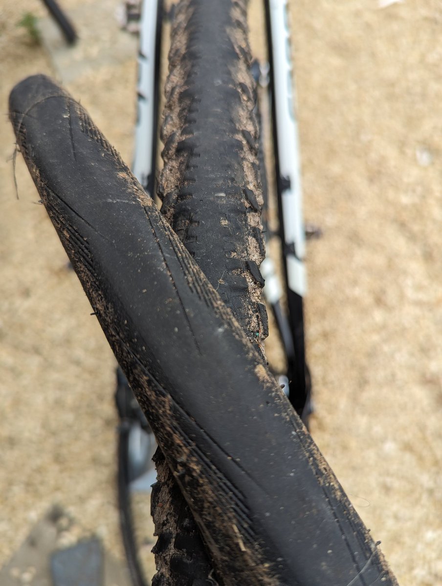 @Absolutemtb1 @UKMTB_Chat @MTBTalk finally getting to change my winter tyres to summer tyres lol