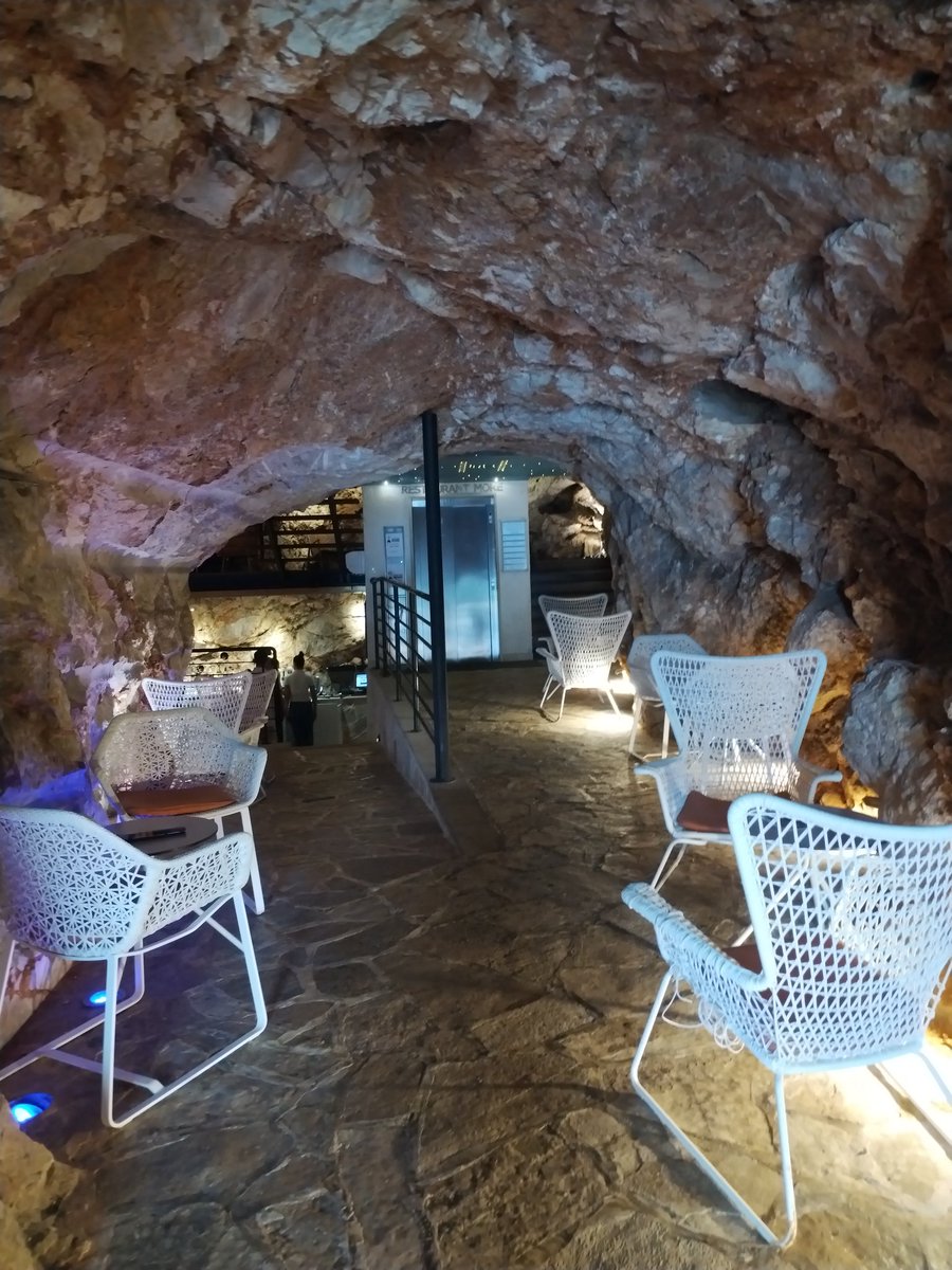 The Cave Bar, Lapad, Dubrovnik. Definitely worth a visit #lapad #dubrovnik 😉❤️🌈