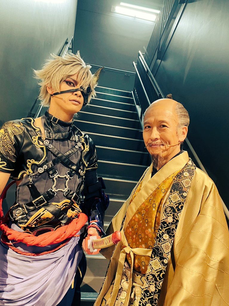 刀剣乱舞　花影ゆれる砥水

豊臣秀吉役の小須田康人さんとツーショット✨

#刀ミュ　#鬼丸国綱　#花影ゆれる砥水 #林光哲　#はやしみつあき